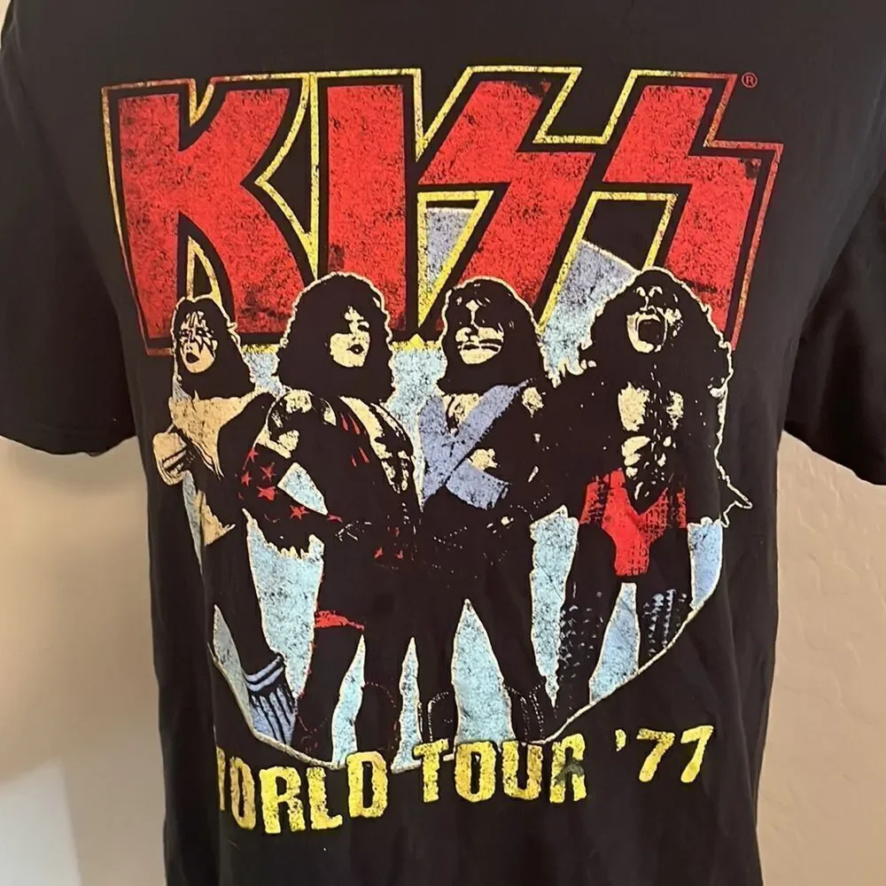 Kiss Band REPRODUCTION World Tour 77’ Black Graphic Shirt